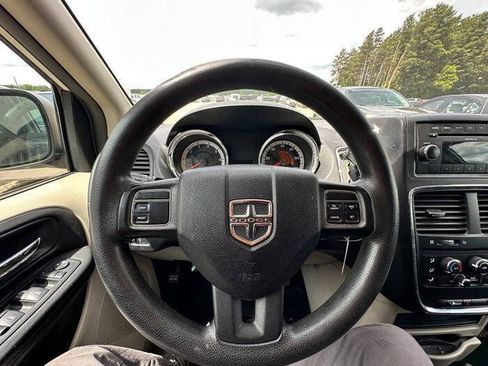 Used 2011 Dodge Grand Caravan Mainstreet w/ PWR Convenience Group FWD image 29