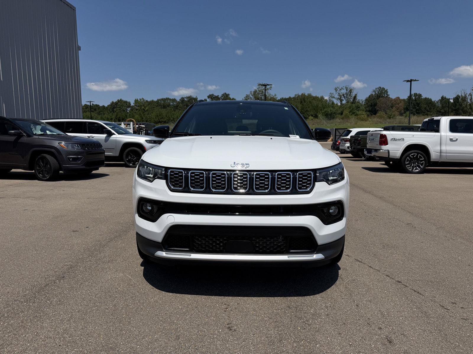 Certified 2025 Jeep Compass Limited AWD/4WD image 2