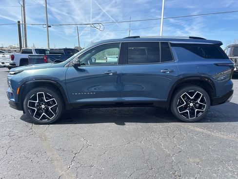 Used 2025 Chevrolet Traverse High Country image 8