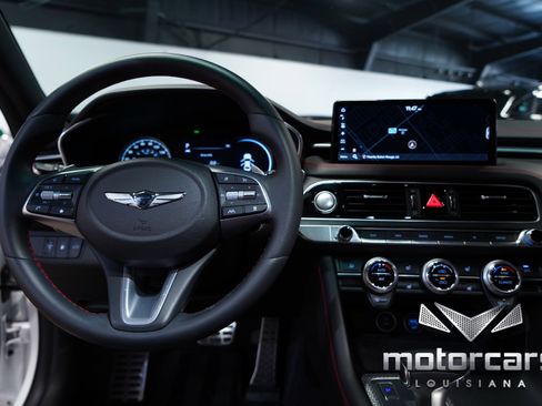 Used 2023 Genesis G70 2.0T w/ Sport Prestige Package image 33