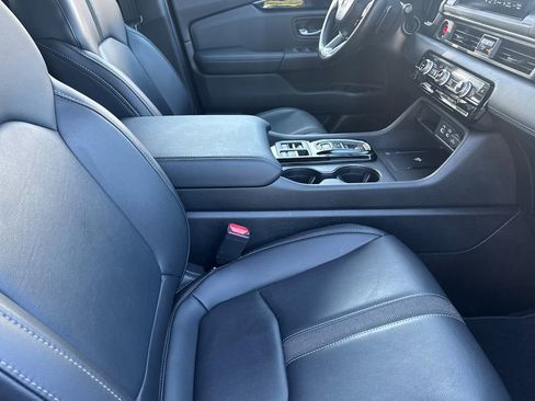 Used 2024 Honda Pilot EX-L image 18