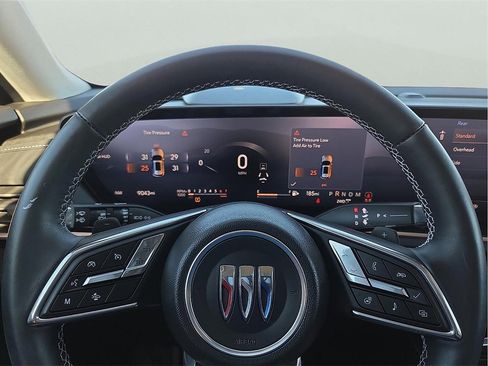 Used 2024 Buick Envision Sport Touring image 19