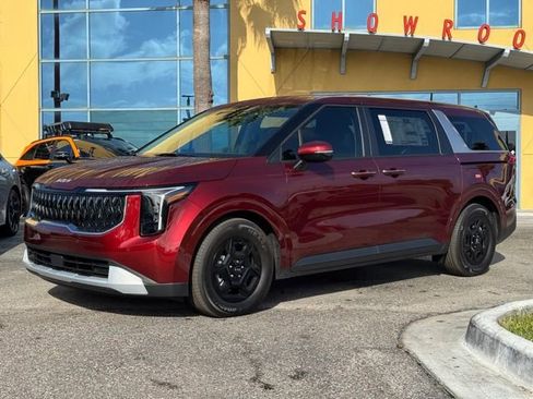 New 2026 Kia Carnival FWD image 2