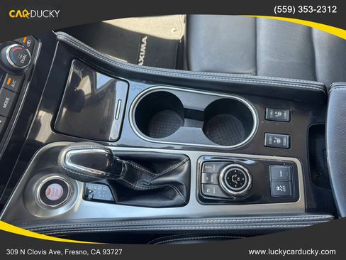 Used 2023 Nissan Maxima SV w/ Floor Mat Group FWD image 15