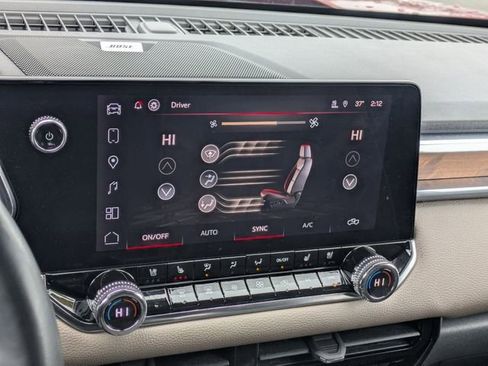 Used 2023 GMC Canyon Denali image 24