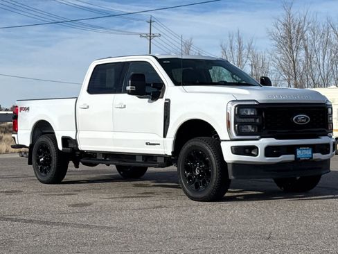 Used 2024 Ford F250 Lariat w/ Sport Appearance Package image 9