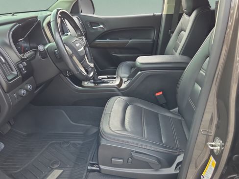 Used 2019 GMC Canyon Denali AWD/4WD image 9