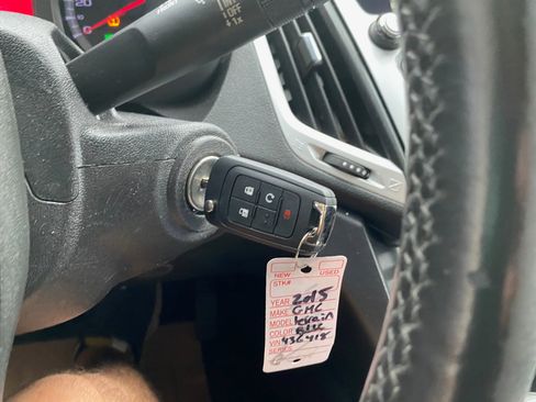 Used 2015 GMC Terrain SLE w/ Convenience Package image 21