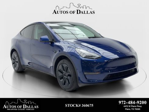 Used 2025 Tesla Model Y Long Range AWD/4WD image 1