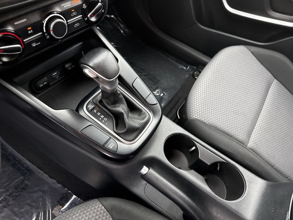 Used 2024 Kia Soul LX w/ Option Group 015 FWD image 24