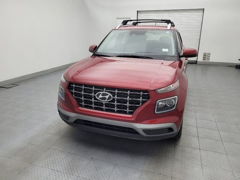 Used 2023 Hyundai Venue SEL FWD image 15