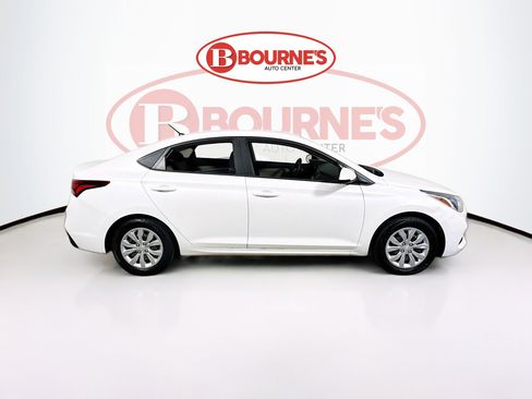 Used 2019 Hyundai Accent SE image 9