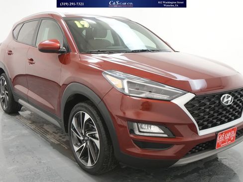 Used 2019 Hyundai Tucson Sport image 1