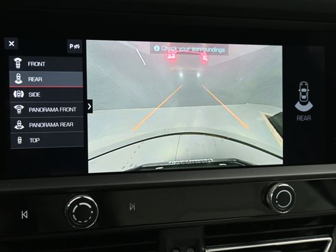 Certified 2022 Porsche Macan GTS image 17