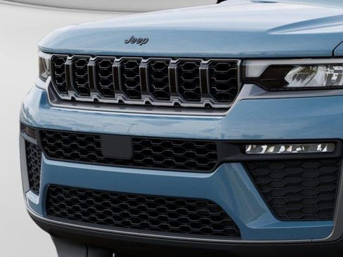 New 2026 Jeep Grand Cherokee L Limited AWD/4WD image 11