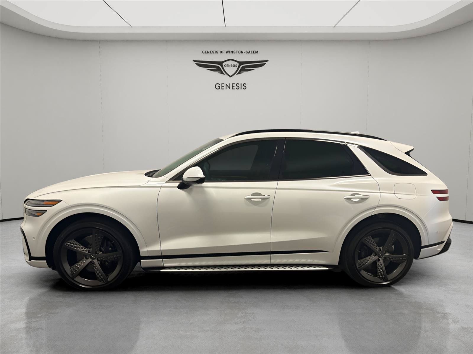 Used 2026 Genesis GV70 3.5T Sport Prestige AWD/4WD image 2