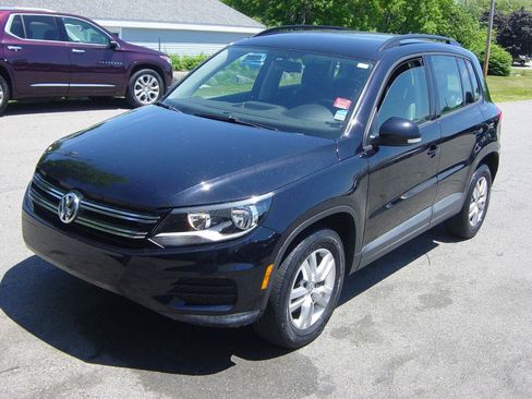 Used 2017 Volkswagen Tiguan S AWD/4WD image 1