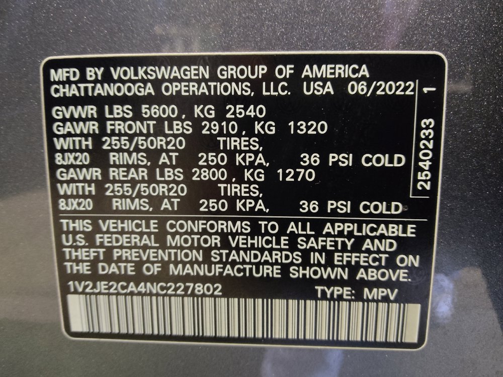 Used 2022 Volkswagen Atlas Cross Sport SE FWD image 33