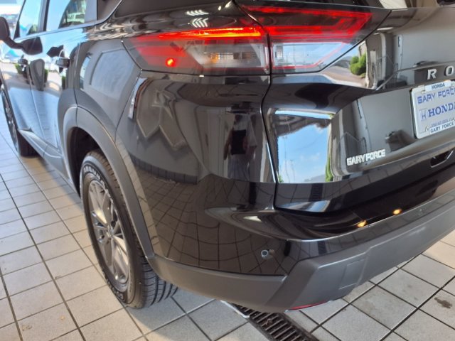 Used 2026 Nissan Rogue SV AWD/4WD image 20