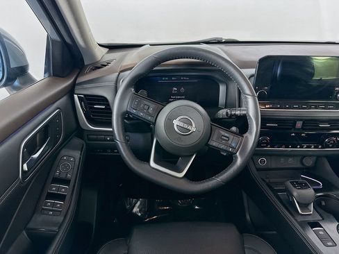 Certified 2023 Nissan Rogue Platinum w/ Platinum Premium Package AWD/4WD image 31