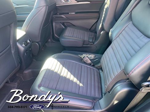 New 2026 Ford Explorer ST-Line w/ ST-Line Street Pack image 8