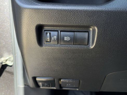 Used 2022 Toyota RAV4 LE image 23