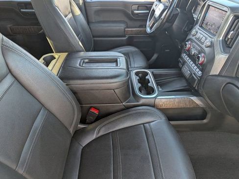 Used 2022 GMC Sierra 2500 Denali w/ Denali Ultimate Package image 11