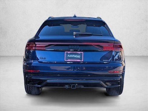 Used 2021 Audi Q8 Prestige w/ Prestige Package image 6