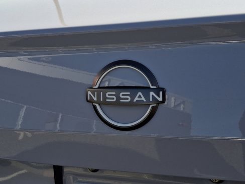 New 2025 Nissan Altima 2.5 SR image 17