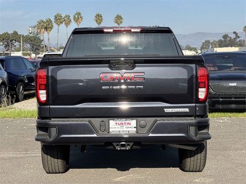 New 2026 GMC Sierra 1500 Elevation image 3