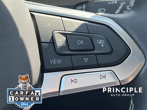 Certified 2023 Volkswagen Tiguan SE w/ Panoramic Sunroof Package image 20