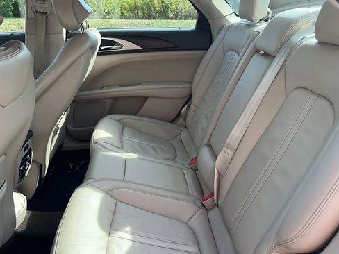 Used 2017 Lincoln MKZ Select w/ Select Plus Package image 13