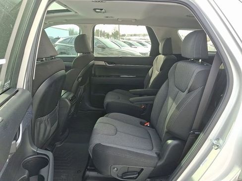 Used 2022 Hyundai Palisade SEL w/ Convenience Package image 10