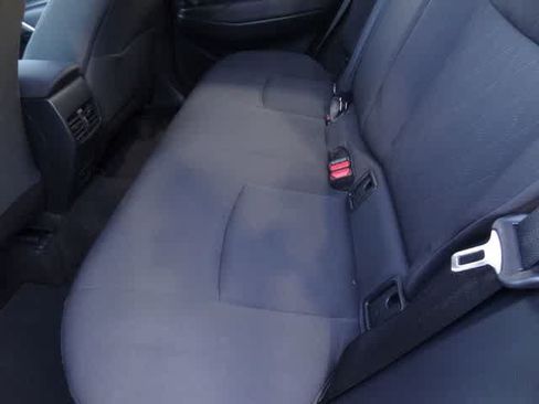 Used 2024 Toyota Corolla Cross LE AWD/4WD image 9