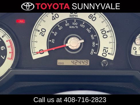 Used 2014 Toyota FJ Cruiser 4WD w/ Convenience Package image 28