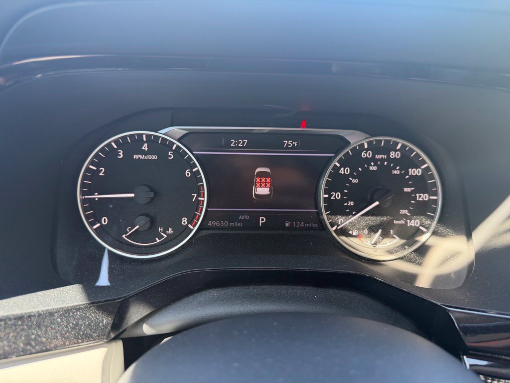 Used 2022 Nissan Pathfinder SL AWD/4WD image 12