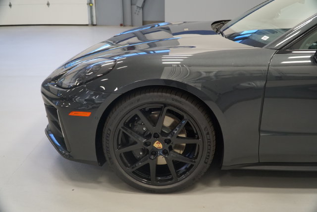 New 2026 Porsche Panamera 4 AWD/4WD image 16