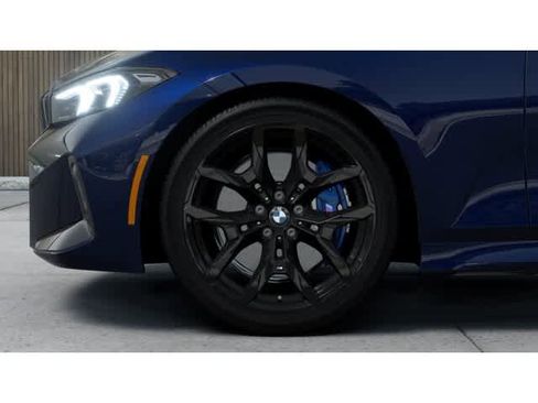 New 2026 BMW 330i Sedan w/ M Sport Package image 7