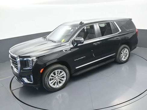 Used 2024 GMC Yukon SLT w/ SLT Luxury Package RWD image 60