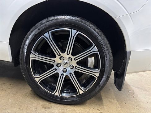 Used 2021 Volvo XC60 T6 Inscription image 35