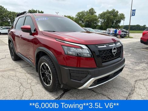 Used 2025 Nissan Pathfinder Rock Creek AWD/4WD image 6