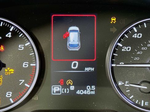 Certified 2025 Subaru Crosstrek 2.0i Premium w/ Crosstrek Mirror Package image 12