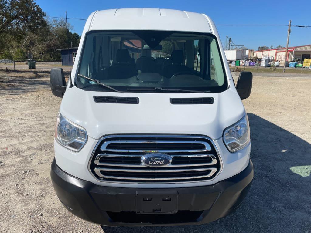 Used 2019 Ford Transit 150 XLT RWD image 2