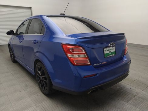 Used 2018 Chevrolet Sonic LT w/ Fun and Sun With RS Package FWD image 5