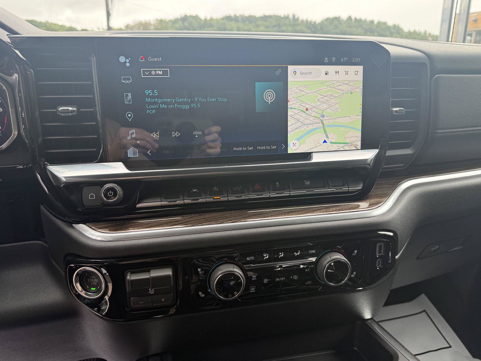 New 2026 Chevrolet Silverado 1500 RST w/ Redline Edition AWD/4WD image 13