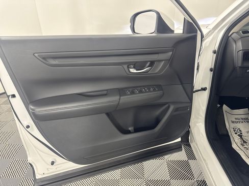 Certified 2023 Honda CR-V LX image 14