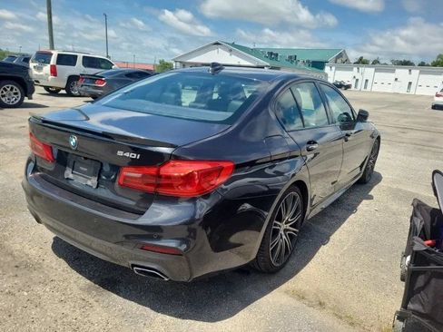 Used 2018 BMW 540i w/ M Sport Package RWD image 3