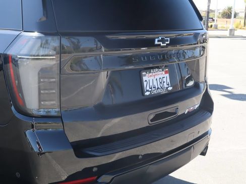 Used 2025 Chevrolet Suburban RST w/ Comfort Package RWD image 16