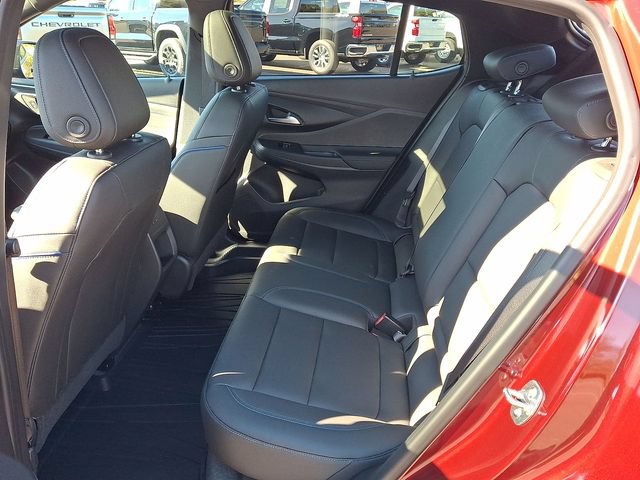 Used 2025 Buick Envista Sport Touring w/ Convenience I Package FWD image 23