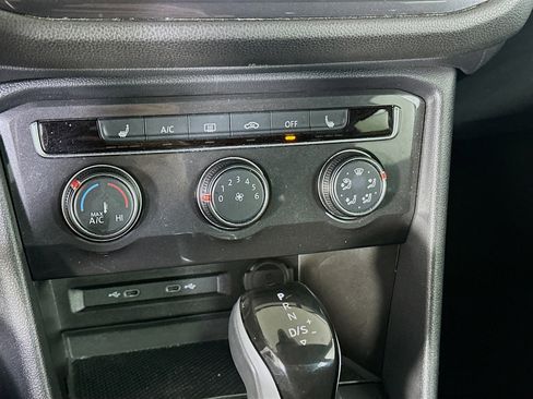 Used 2024 Volkswagen Tiguan S image 23